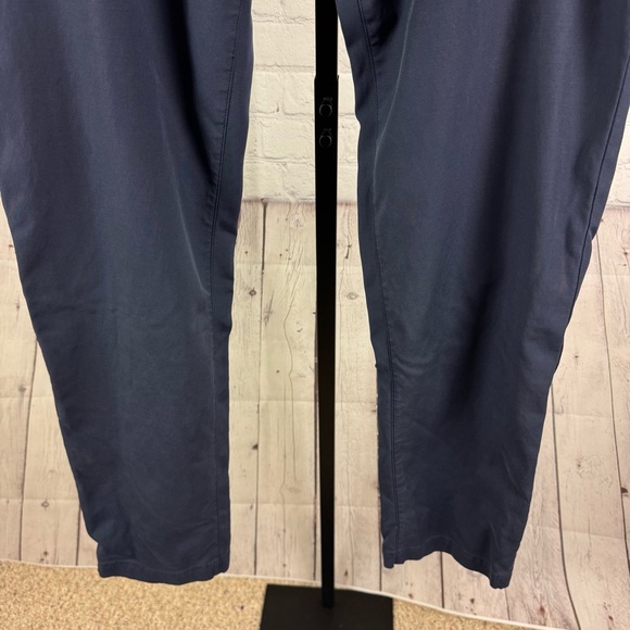 Lululemon Men’s Commission Pants Navy Blue Size 36 - Picture 4 of 11